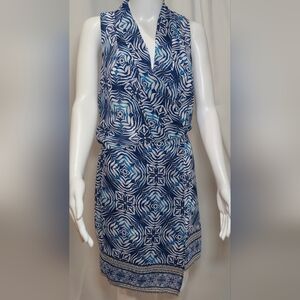 Adelyn Rae, mini sleeveless V-neck dress